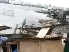Mga bahay sa Isla Puting Bato, gumuho at tinangay ng malakas na alon