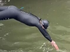French sports minister lumangoy sa Seine bago mag-Olympics