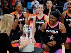 USA Olympic squad silat sa Team WNBA sa All-Star Game thriller