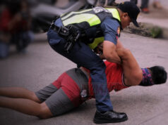 Manhunt ops ikinasa vs namaril sa parak na nagdarasal sa Mosque