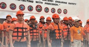 Higit 1,700 litro ng nakumpiskang diesel, ipinagkaloob ng BOC sa Coast Guard Bicol para sa pinalakas na sea patrol