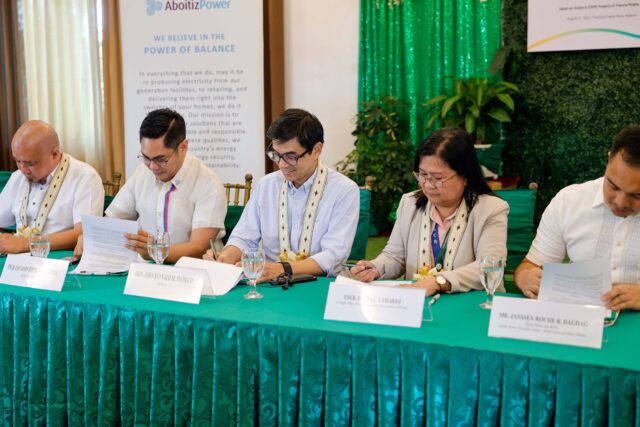 MOA SIGNING 1