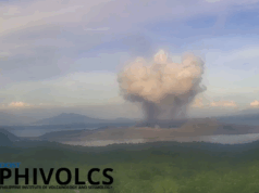 Taal nagbuga ng plume
