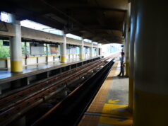 Mga manggagawa #LibrengSakay sa Mayo 1 sa MRT at LRT-2