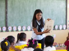 Grupo ng mga guro, binatikos ‘lapel now, laptops next’ ng DepEd