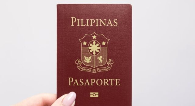 Pagpapaliban sa planong taas-presyo ng PH Passport, hiniling ng DFA