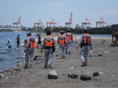 PCG-baywatch patrol isinagawa sa Baseco Beach sa kasagsagan ng init ng panahon