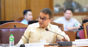 Barbers sa publiko: Ebidensya sa trial ni VP Sara, suriin