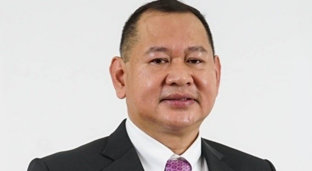 Mao Aplasca sinibak na sa serbisyo