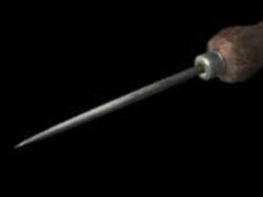 Estudyante tinarakan ng ice pick sa mukha