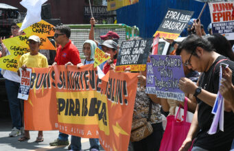 Protesta sa ika-25 anibersaryo ng Electric Power Industry Reform Act sa Maynila