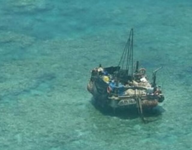 Chinese floating platform sa Bajo de Masinloc, inalis na — NTF-WPS