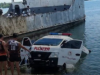 Ambulansya nahulog sa dagat