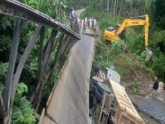 Dump truck nahulog sa ilog matapos gumuho ng “Tulay ng Pangulo” sa Zamboanga Sibugay