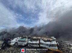 Pabrika ng tsinelas sa Cavite, nasunog; 5 sasakyan nadamay sa gumuhong gusali