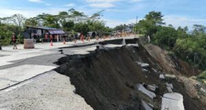 Bahagi ng Bukidnon-Davao highway gumuho