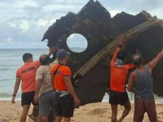 Pinaghihinalaang rocket debris, narekober sa baybayin ng Palawan