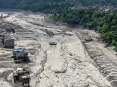 95 patay, daan-daan nawawala sa matinding baha sa Nepal-Tibet border