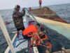 Isa patay, 8 pasahero nailigtas sa tumaob na bangka