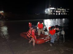 Mga crew, pasahero ng sumadsad na RoRo sa Mindoro nailikas ng PCG