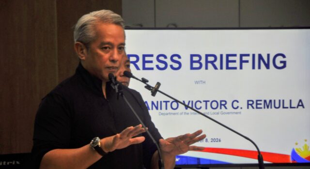 Jonvic kay Bato: Enough talk, surrender