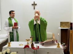 Pope Leo nagdaos ng misa sa ospital habang nagpapagaling matapos operahan sa baga