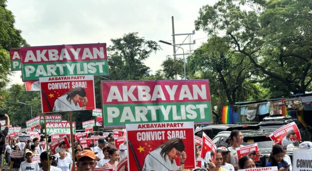 Senado dinagsa ng mga raliyista; ‘Sara, Sara Labandera’ chant, muling umalingawngaw